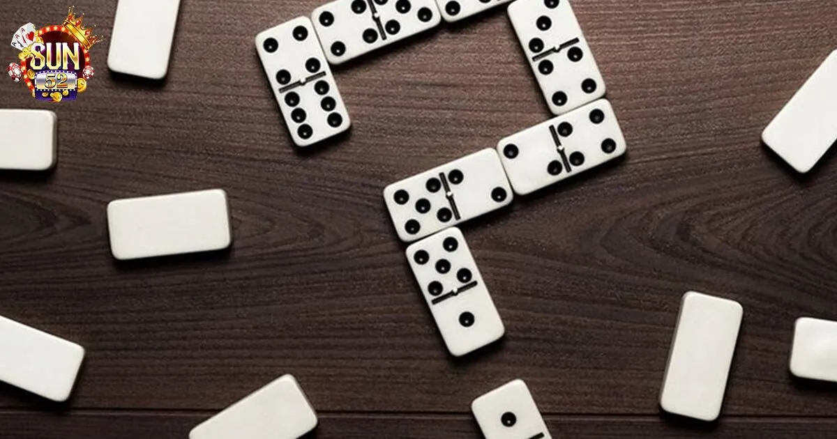 Hướng dẫn chơi game bài Domino chi tiết cho người mới